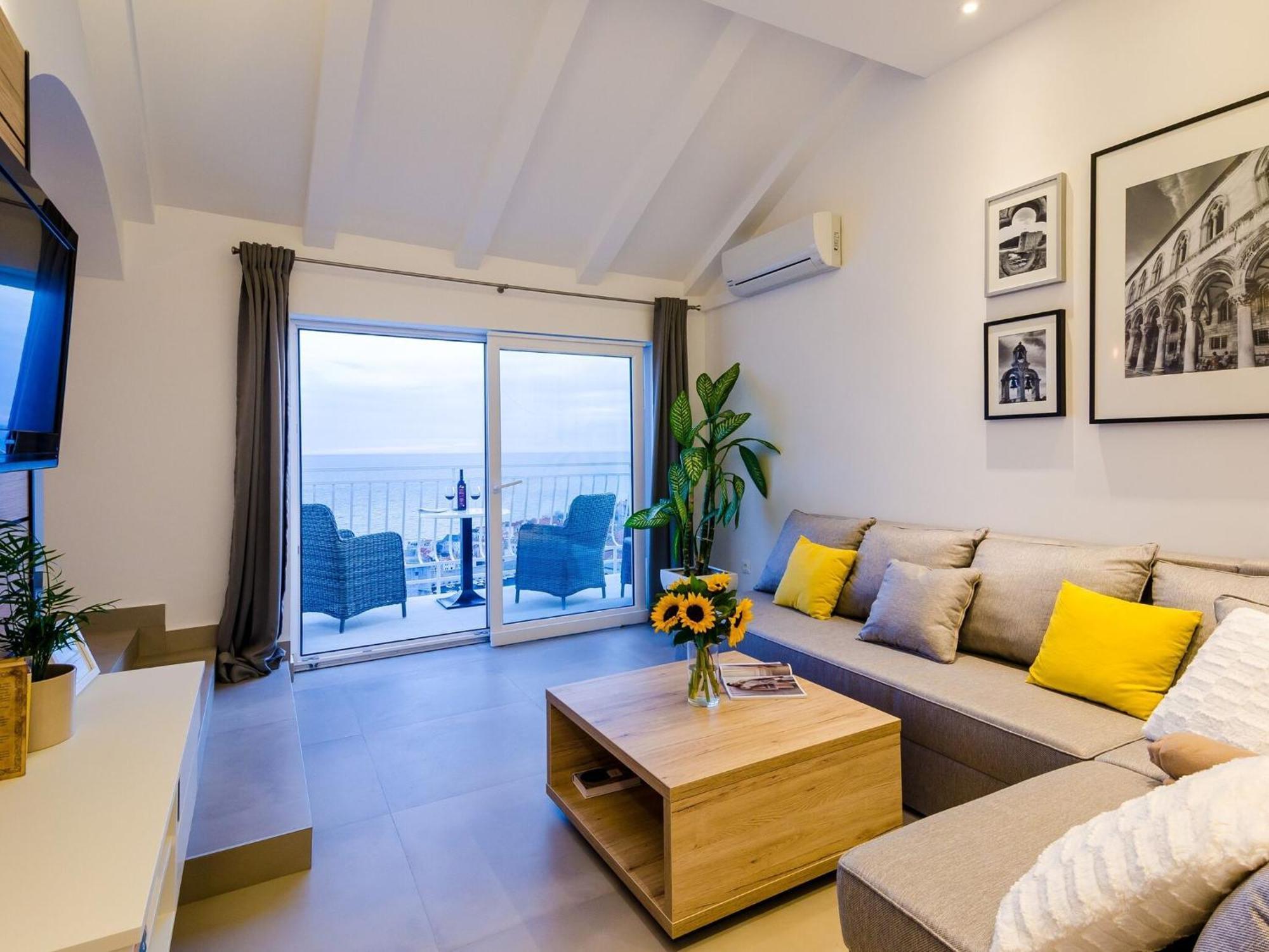 Ploce Apartments-One-Bedroom Apartment With Terrace And Sea View Dubrovnik Bagian luar foto